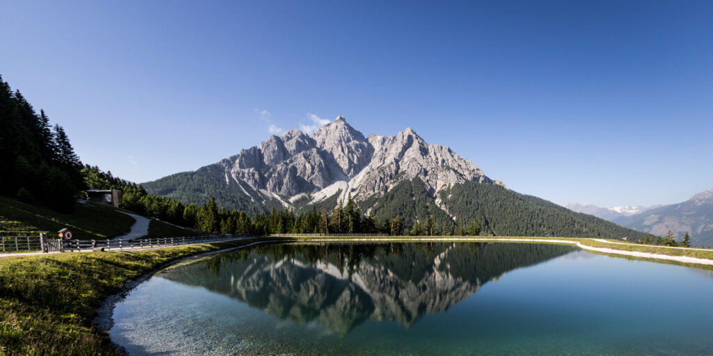 Serlessee